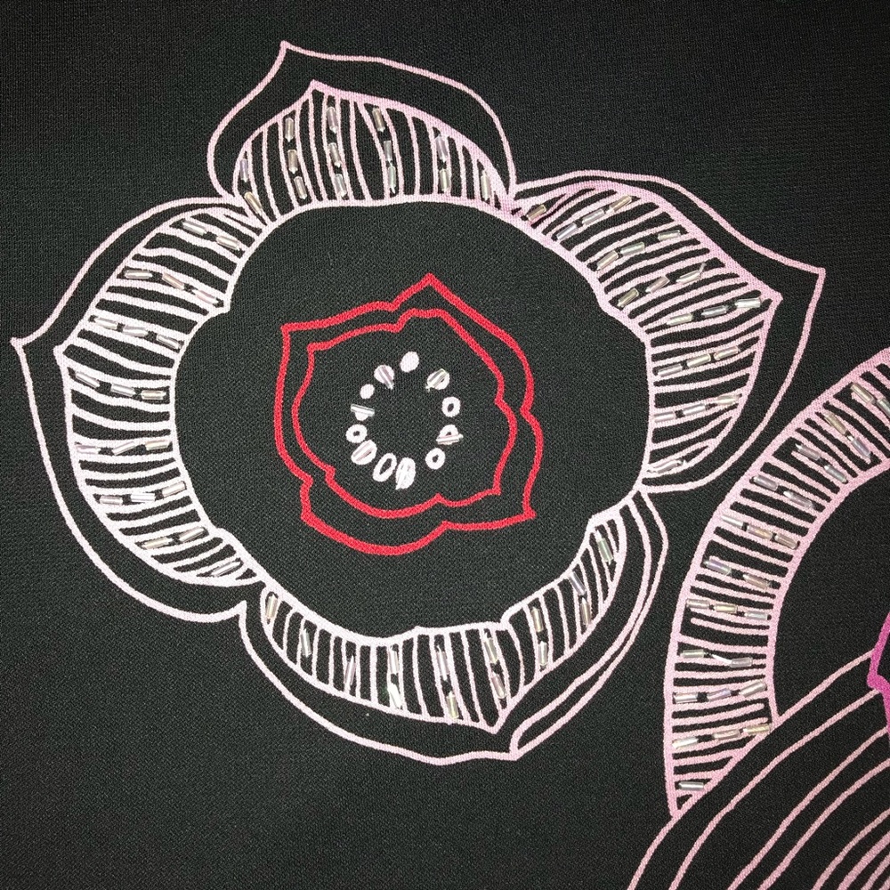 *SOLD* New York & Company Skirt! - Picture 3 of 4